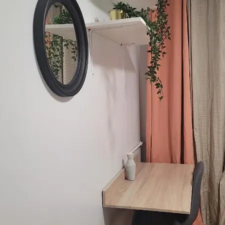 Deedee'S Villetaneuse